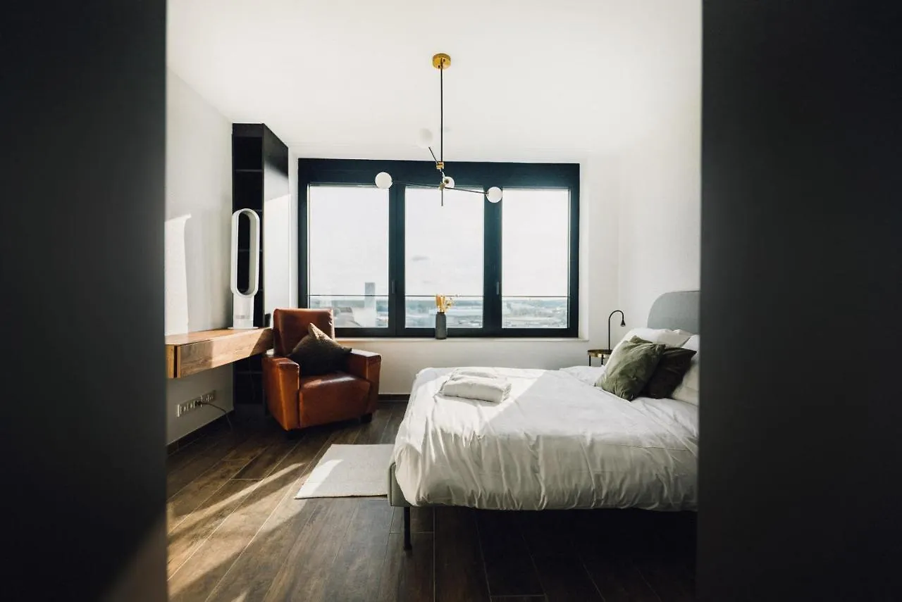 לוקסמבורג Luxury 1 Bedroom Apt W Spa, Fitness & Swimming Pool - Zenith Towers דירה